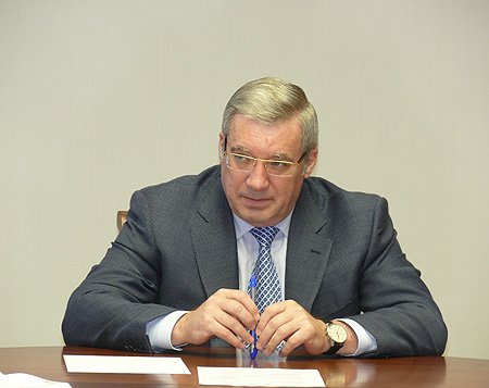 Виктор Толоконский провел рабочее совещание по вопросам организации специализированных мест в детских садах