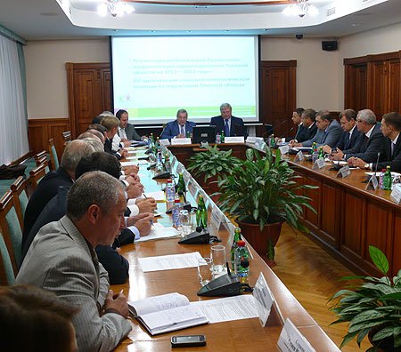 Уровень системы здравоохранения во многом определяет будущее развитие региона - Виктор Толоконский