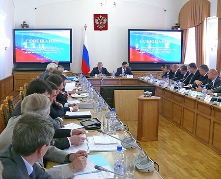 На совещании