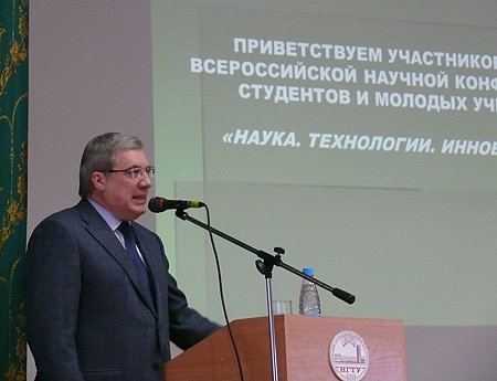 Виктор Толоконский считает, что поддержка молодых ученых носит системный характер