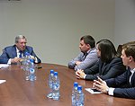 Реализацию социально-значимых проектов полномочный представитель обсудил с членами некоммерческого партнерства «Человек»