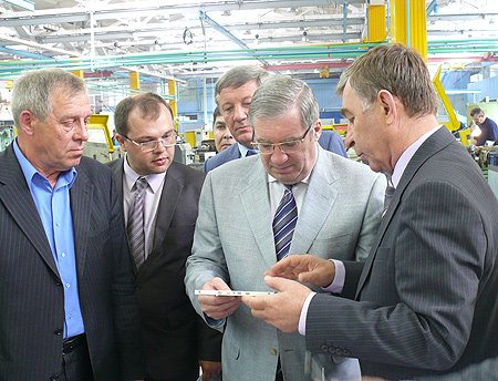 Полномочный представитель посетил 'Бердский электромеханический завод'