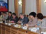 Руководители проектов НКО, получивших президентские гранты, рассказали полпреду о своих инициативах