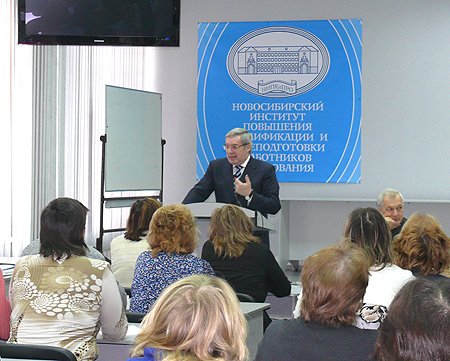 Виктор Толоконский считает, что для более эффективного развития образовательные учреждения должны переходить в автономный режим