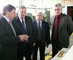 Новосибирский завод имени Коминтерна способен решать важнейшие задачи по повышению обороноспособности страны – Виктор Толоконский