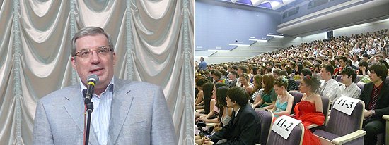 Виктор Толоконский поздравил преподавателей и выпускников физматшколы НГУ