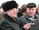 Полпред принял участие в открытии реконструированной взлетно-посадочной полосы в аэропорту Иркутска