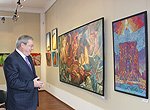 Виктор Толоконский посетил окружную выставку молодых художников, которая открывается в Новосибирске в рамках Года культуры в России