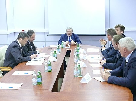 На совещании обсуждались вопросы развития предприятия
