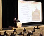 В оборонной промышленности и производствах по глубокой переработке ресурсов – возможности для инновационного прорыва, считает полпред