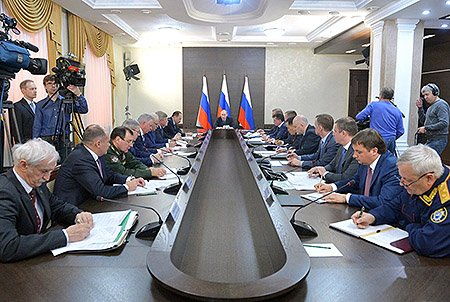 В ходе совещания  (фото пресс-службы Президента РФ)