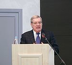 Полномочный представитель: необходимо использовать высокие медицинские технологии в повседневном врачебном сопровождении населения