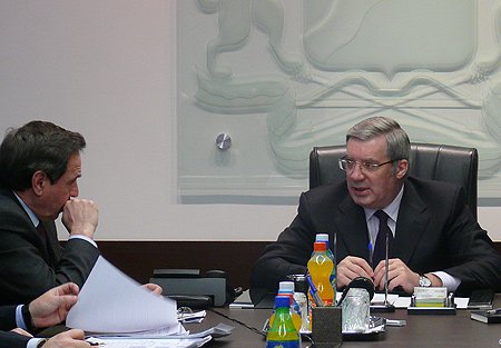 Мэр Новосибирска Владимир Городецкий и полномочный представитель Президента РФ в СФО Виктор Толоконский