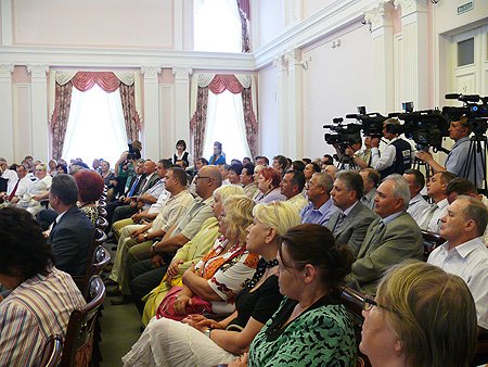 Руководители общественных организаций обратили к полпреду за поддержкой проектов в сфере спорта, культуры и искусства