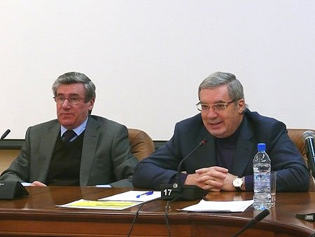 Виктор Толоконский уверен: усиление интеграции между субъектами Федерации округа – это фактор развития территорий Сибири, роста экономики и конкурентоспособности