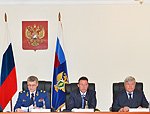 В Екатеринбурге состоялось совещание по подведению итогов работы органов прокуратуры Сибирского и Уральского федеральных округов