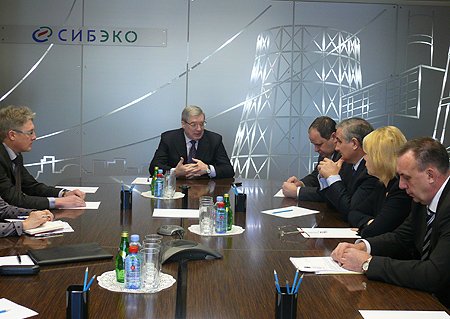 Виктор Толоконский уверен, что в решении задач развития энергетики не обойтись без государственно-частного партнерства