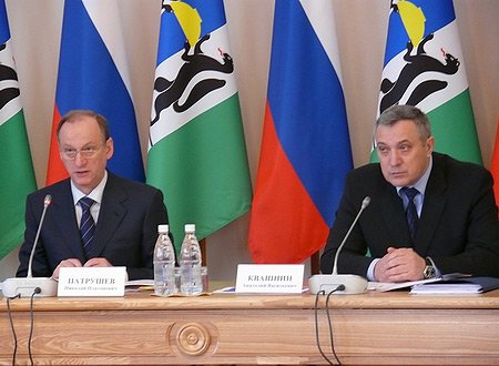 На фото: секретарь Совета Безопасности Российской Федерации Николай Патрушев; полномочный представитель Президента Российской Федерации в Сибирском федеральном округе Анатолий Квашнин