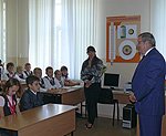 Обучение в специализированных спортивных классах способствует полноценному развитию детей, считает полпред