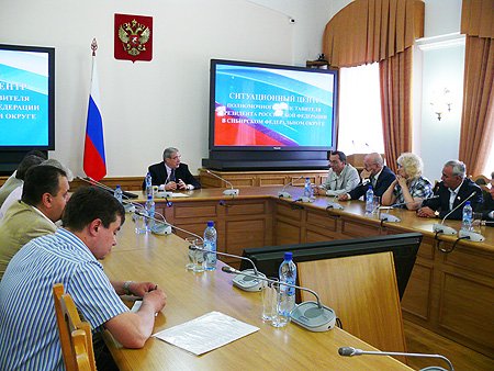 Полномочный представитель встретился с депутатами фракции КПРФ Законодательного Собрания Новосибирской области