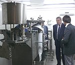 Виктор Толоконский посетил предприятие по производству модульных мини-заводов по переработке молока