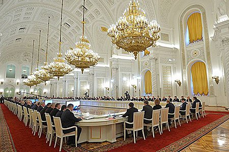 В ходе заседания (фото пресс-службы Президента РФ)