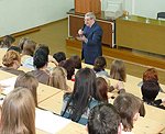 По мнению полпреда, эффективность и результативность развития территорий определяется качеством системы управления