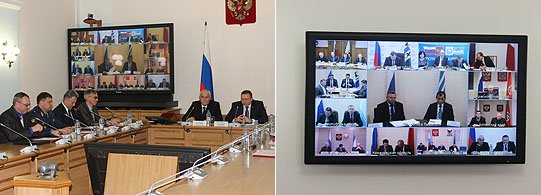 Участники видеоконференции