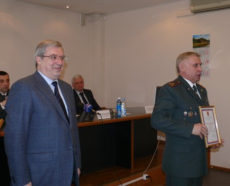 Вручение благодарственных писем полномочного представителя