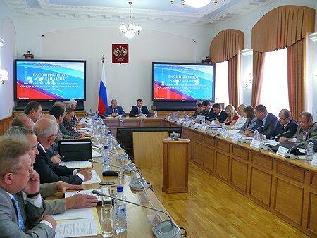 Совещание по оборонной промышленности в Новосибирске открыло серию подобных встреч в других федеральных округах