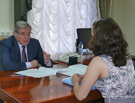 Виктор Толоконский считает, что личные приемы граждан дают возможность почувствовать, как живет население регионов округа