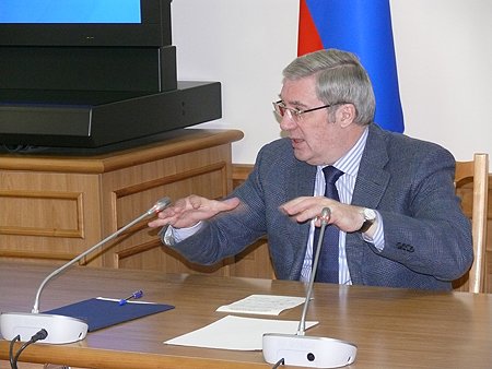 Полномочный представитель Президента Российской Федерации в Сибирском федеральном округе Виктор Толоконский