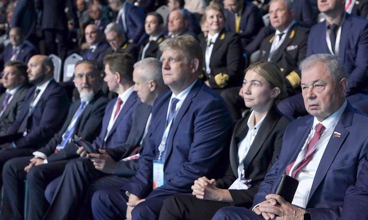 Использованы фотографии с сайта www.2025.transweek.digital.ru.