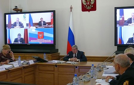 Виктор Толоконский провел заседание комиссии по формированию и подготовке резерва управленческих кадров