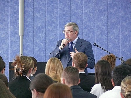 Виктор Толоконский посетил Сибирский институт международных отношений и регионоведения (СИМОР)