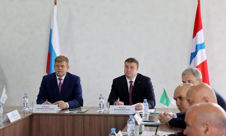 Анатолий Серышев работает в Омске.