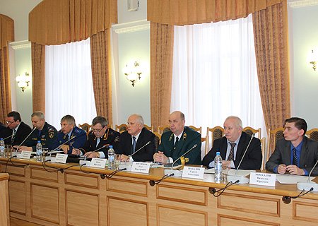 Участники