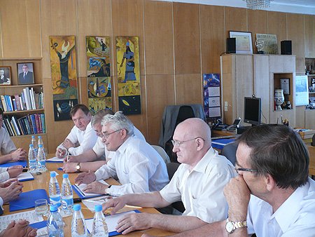 Ученые Красноярского научного центра СО РАН представили свои разработки полномочному представителю