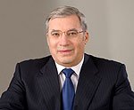 Поздравление полномочного представителя Президента Российской Федерации в Сибирском федеральном округе с Днем Победы