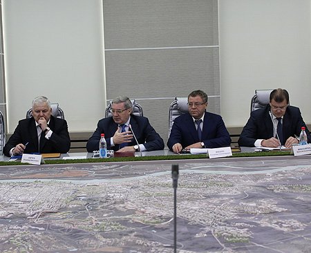 Виктор Толоконский высоко оценил интеграцию между исполнительными органами власти, депутатами, общественными объединениями и экспертами в вопросах реализации указов главы государства