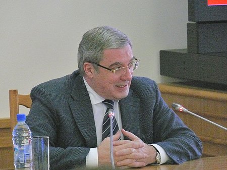 Виктор Толоконский подчеркнул, что деятельность студенческих отрядов была востребована в субъектах Федерации округа