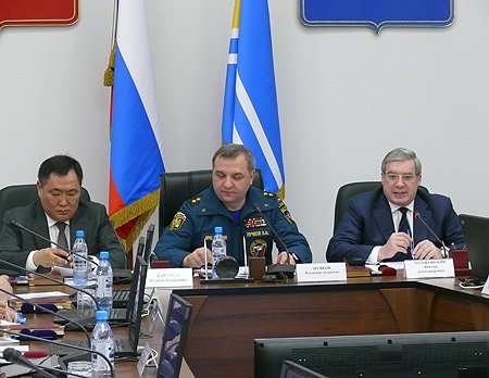 Полномочный представитель принял участие во внеочередном выездном заседании коллегии МЧС России в Кызыле