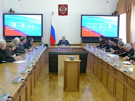 Виктор Толоконский обсудил вопросы государственной поддержки некоммерческих объединений садоводов с руководителями садоводческих союзов регионов Сибири