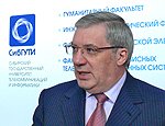 Виктор Толоконский: профессиональное образование эффективно тогда, когда нацелено на реализацию стратегии развития экономики и общества