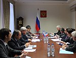 Николай Рогожкин встретился с Чрезвычайным и Полномочным Послом Французской Республики в России Жаном-Морисом Рипером