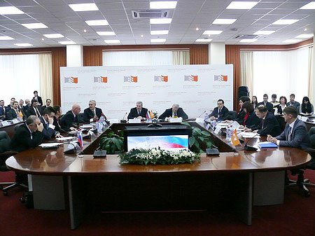 Миссию российских университетов обсудили участники круглого стола