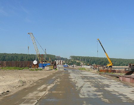 Строительство третьего моста в Новосибирске началось в 2010 году
