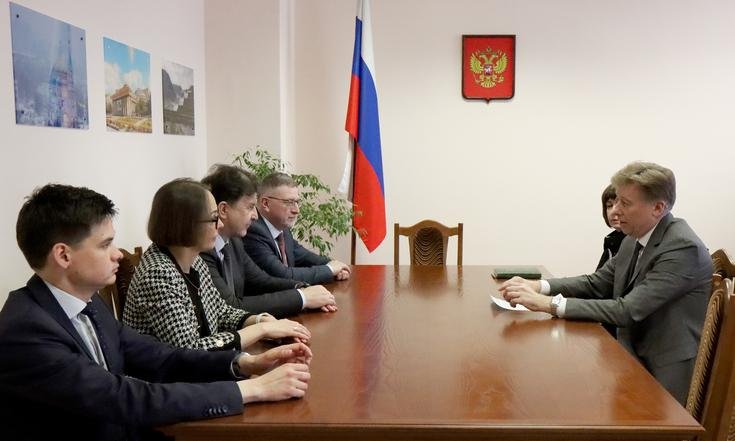 Рабочая встреча В.Головко, В.Луньков, Ю.Носов