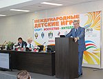 Накануне Дня физкультурника полпред встретился с представителями спортивной общественности Новосибирской области