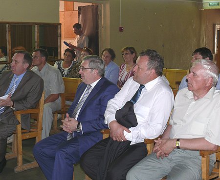 На совещании обсуждались вопросы подготовки Новосибирского района к отопительному периоду